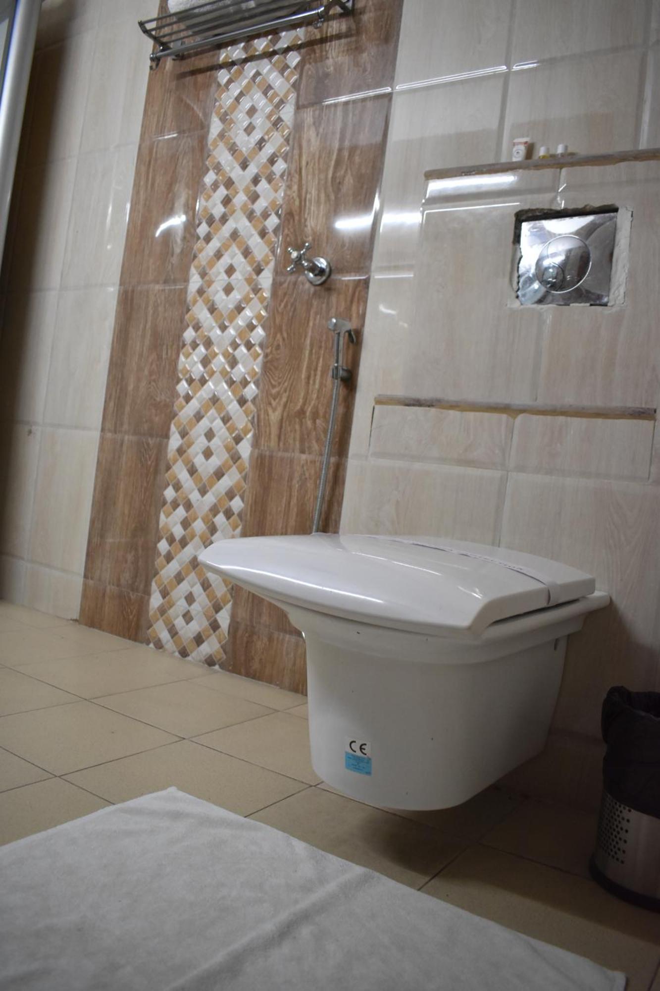 Hotel Padmini Palace Rāni Pokhri Dış mekan fotoğraf